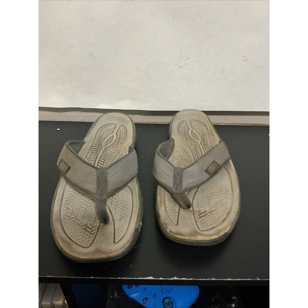 Keen Kona Flip Flop Sandals Womens 8.5 Gray Comfort Thong 1020857